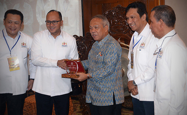 KADIN Desak UU TAPERA Harus Adil penyerahan-penghargaan
