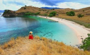 Berpantai Ria di Penghujung Tahun