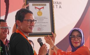 Koki Sandiaga Raih MURI ?
