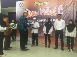 Kopsyah BMI Wisuda 284 Siswa Paket C