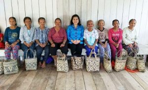 Ketika Tas Rotan Malinau Jadi Ikon UKM Kaltara