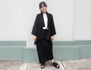 Putri  Fidhini:  Perupa dan Enterpreneur Berjalan Seiring 