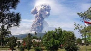Gunung Soputan Meletus, Abu Vulkanik Setinggi 4 Ribu Meter