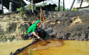 Konsumsi Minyak Lampaui Produksi