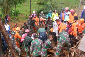 Korban Meninggal Longsor Sukabumi Capai 18 Orang, 15 Masih Hilang