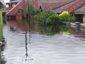 Banjir Terjang 52 Kecamatan di Sulsel , Delapan Meninggal Dunia