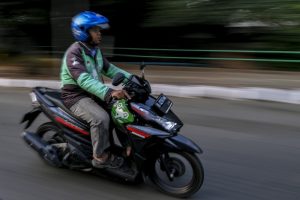 Sekalipun Diatur Kemenhub, Ojek Bukan Angkutan Umum