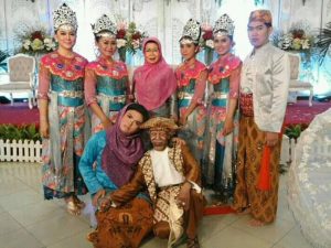 Etty K Rosidin, Lestarikan Seni Budaya Sunda lewat Jenggala Manik