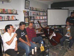 Mondo Gascaro Rilis Video Klip “Apatis” dari OST “Kucumbu Tubuh Indahku”
