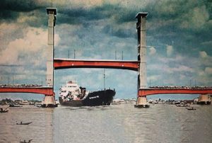 Ampera, In Memoriam Lift Raksasa Palembang