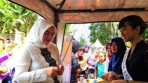 Dorong Semangat Petani, Pemkab Purwakarta Gelar Festival Manggis
