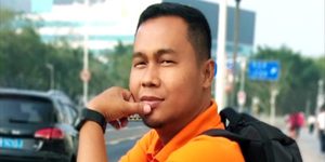 CHANDRO SIMALANGO BAHASA ISYARAT