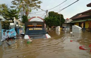 Banjir Landa Jakarta, Dua Orang Meninggal dan 2.258 Mengungsi