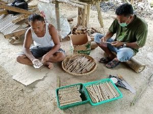 Aktivis Lingkungan dari  Bohorok  Ciptakan Sedotan Bambu, Potensi Ekspor