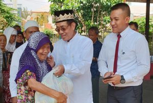 Sembako Kodanua Berbagi Pada Lingkungan
