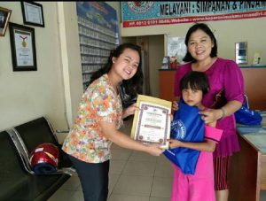KSP Makmur Mandiri Bagikan Beasiswa kepada 100 Pelajar