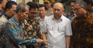 Menkop dan UKM Akan Tindak Rentenir Berkedok Koperasi Simpan Pinjam