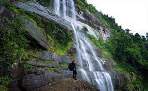 Corak dan Riak Air Terjun Properti Ibu Pertiwi