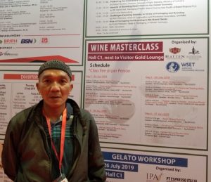 Abdul Haris,  Bangun Bisnis dari Nasi Uduk