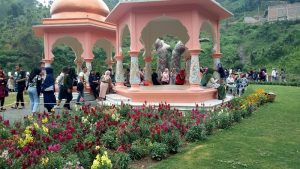 Berkat Kerajinan Kaca, UKM  Bandung Ini Tangani Proyek Wisata