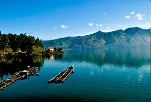 Dingin Walafiat di Danau Lut Tawar