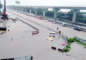 Dampak Banjir, Tujuh Gerbang Tol Ditutup