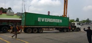 Kecelakaan Km 97 Cipularang, Pengendara Truk Kontainer Ditemukan Tanpa SIM