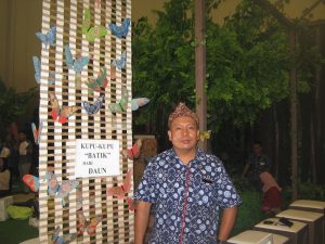 Kupu-kupu Batik Cantik, Hilir Mudik dari Pekalongan