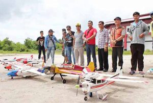 Aeromodelling, Kepiawaian Remote Control Orang Dewasa