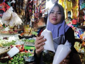 Kemendag Akan Tindak Penjual Gula di atas HET