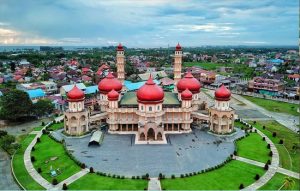 Meulaboh Bersyariah, Episentrumnya Masjid Baitul Makmur
