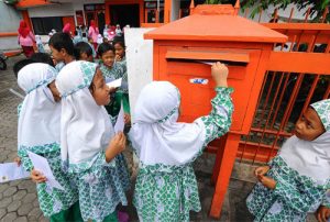 Dipecundangi Teknologi