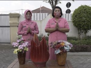Bayangkari Ini Sulap Handuk Bekas Jadi Kerajinan