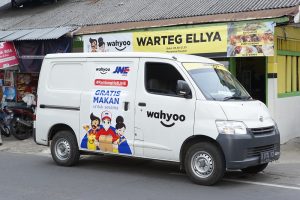 Wahyoo-JNE Gelar Makan Gratis di 493 RT