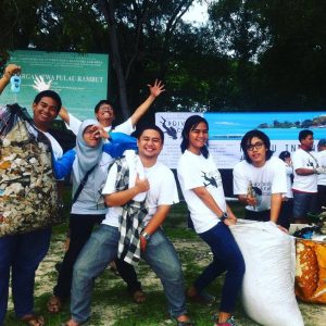 Milenial Yang Mengurangi Sampah Plastik di Lautan