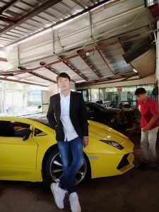 Ronny Nopirman, Kreatif Modifikasi Mobil Sport
