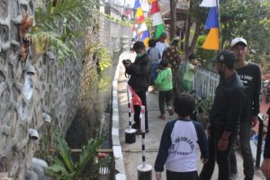 Papici dari Bandung Ubah Selokan Bau Jadi Tempat Rekreasi Lokal