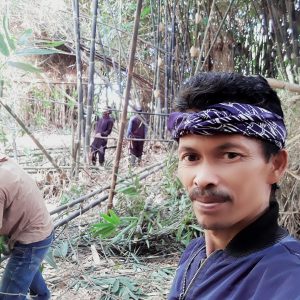 Ujang Oyib, dari Pembuat Calung Jadi Instruktur Kerajinan Bambu
