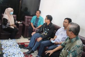 Umroh hingga Bangun Rumah di Kampung Berkat Koperasi Tankers