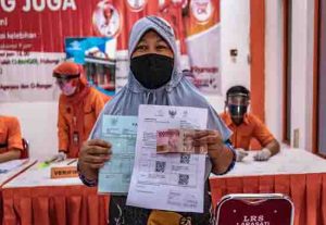 17 Persen Keluarga Miskin Belum Terima Bansos