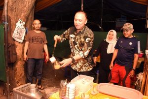 Bajigur Siti Maemunah, Pelangganya Mulai Mahasiswa hingga Artis