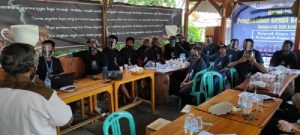Genbi Komisariat IAIN Gelar Pelatihan untuk Petani Kopi Gunung Kelud