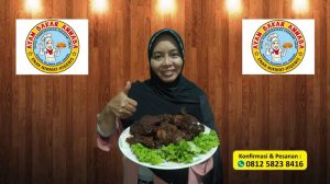 Ayam Bakar Annaba, Bisnis Sambil Sedekah