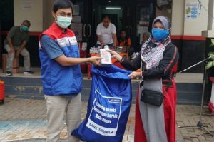 Di Jakarta Utara, Sampah Bisa Ditukar Oli
