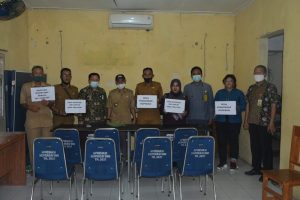 Kopsyah BMI Serahkan Bantuan Inventaris untuk Desa Pekayon