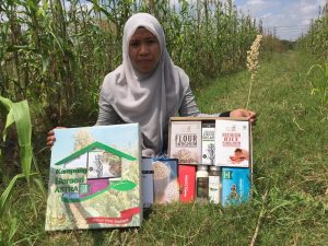 Nur Rahmi Yanti,  Angkat Sorghum Naik Kelas