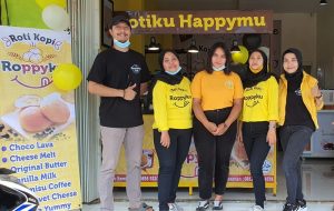 Roppyku, Menikmati Roti Kopi Sambil “Ngopi”