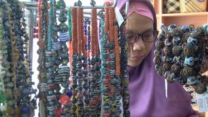 Bahalap, Kerajinan Batu Ngaju-Kenyah, Pasarnya hingga Malaysia