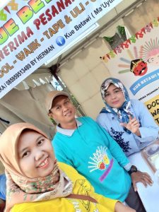 Suherman, Lestarikan Kue Betawi dengan Ma’Uyung