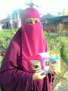 Sunariati, Inovator Kopi Laos Instan dan Olahan Tanaman Obat dari Lawang